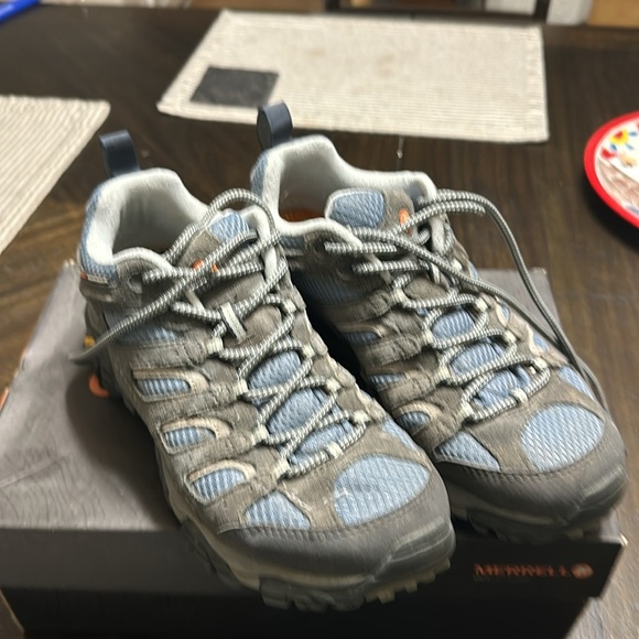 Merrill hiking shoes - Picture 5 of 5